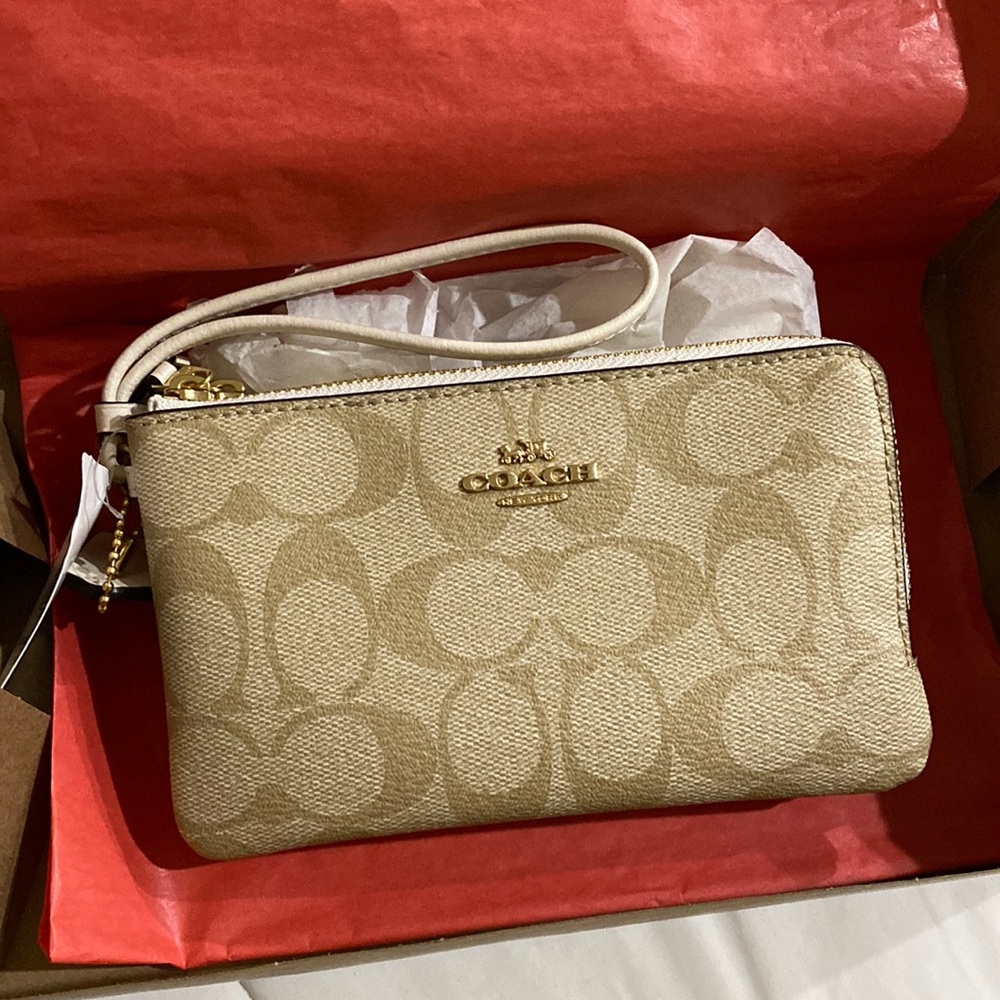 Brand new coach wristlet